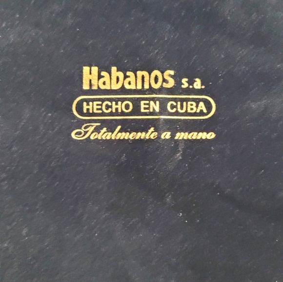 Cohiba Behike Black Velvet Pouch - Picture 7 of 7